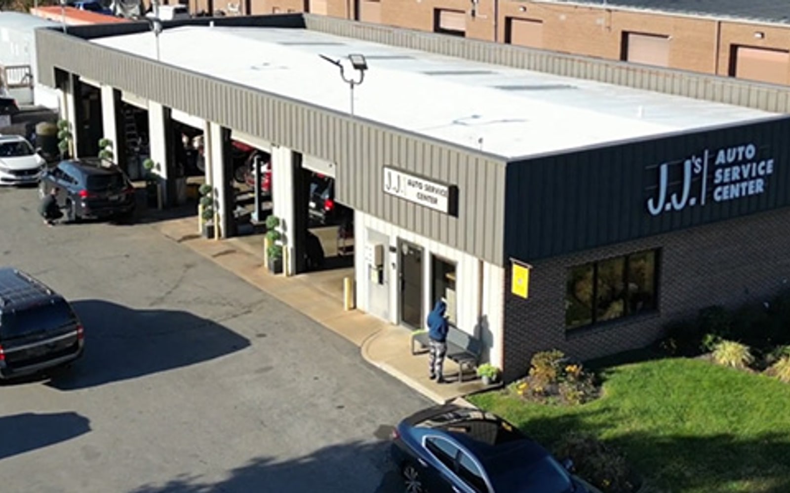 J.J.'s Auto Service in Waldorf, Maryland